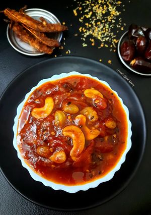 A picture of Sweet & Tangy Tomato Chutney.