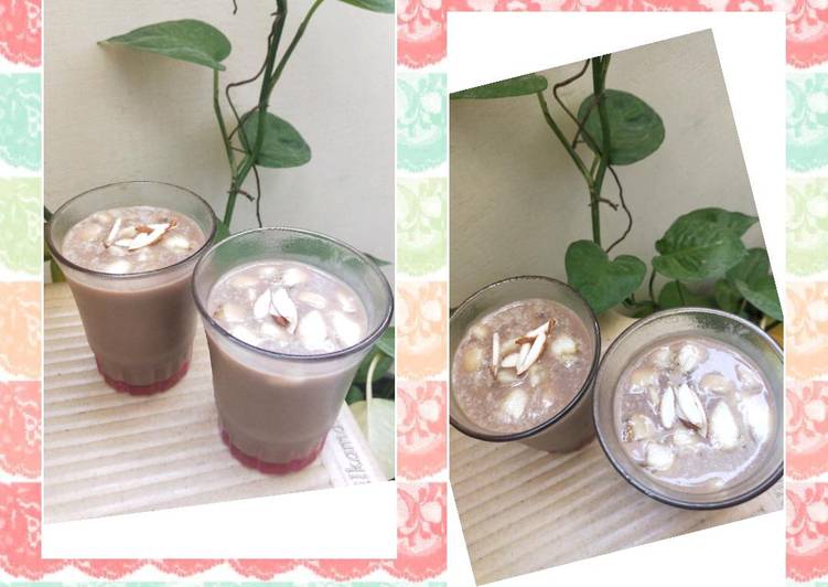 Recipe of Chocolate Banana Shake 😍 in 10 Minutes at Home