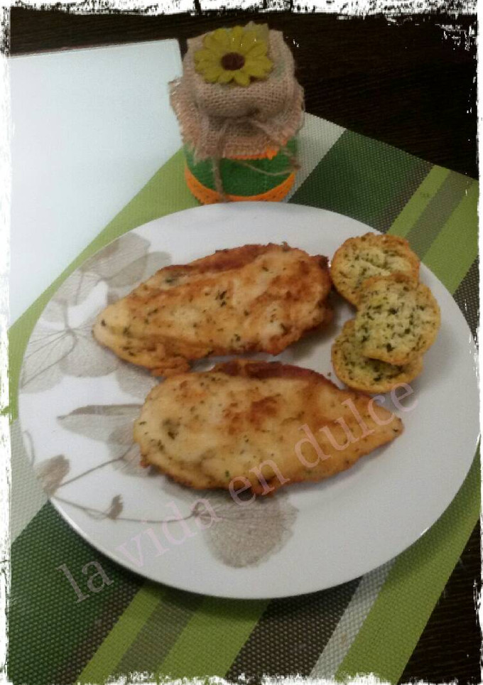 Una foto de Filetes de pechuga de pollo rellenos