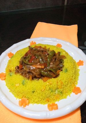 Shredded beef sauce da couscous ainihin hoton girkin