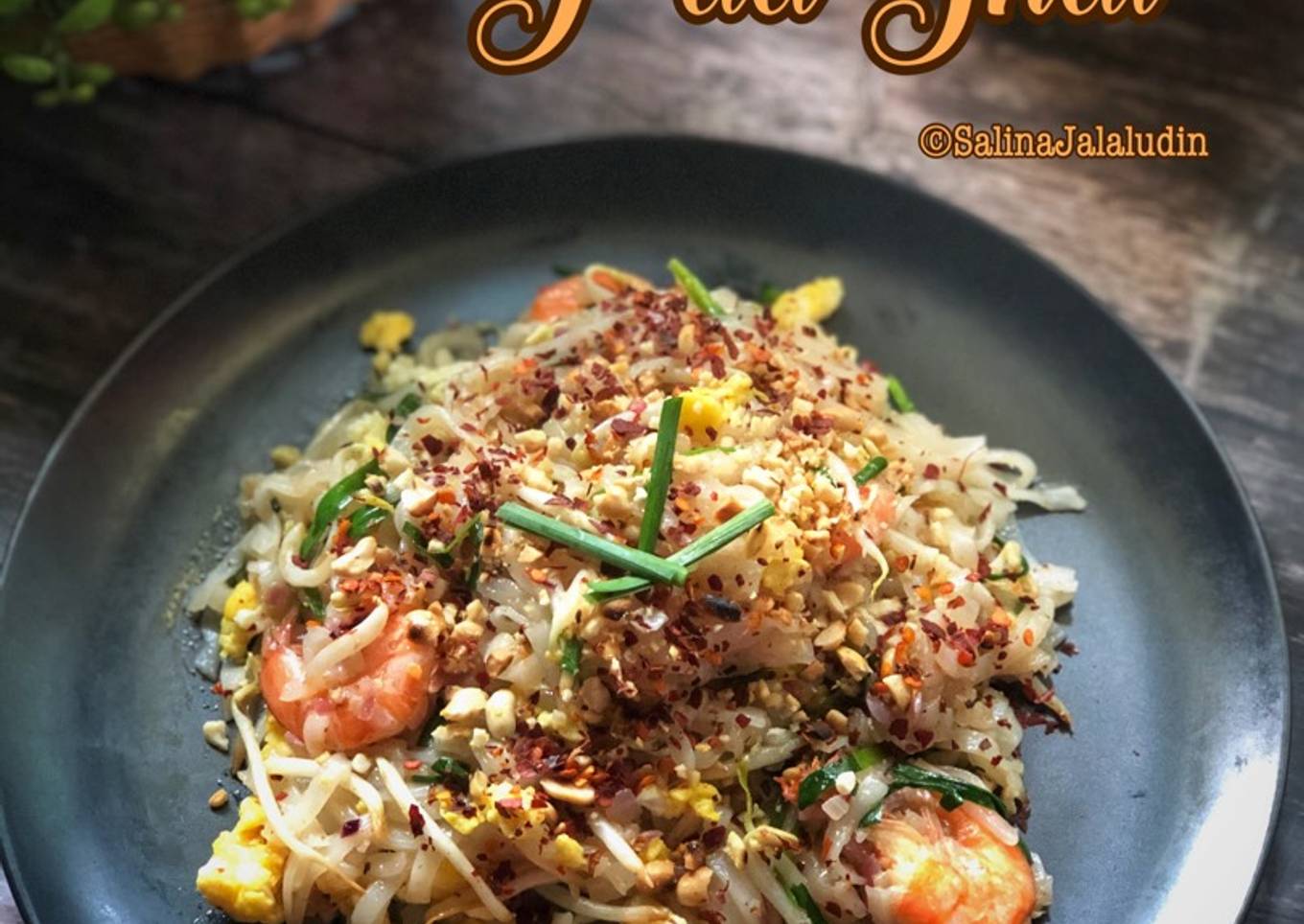 Suster Shyla Rusliren di bawah Ty