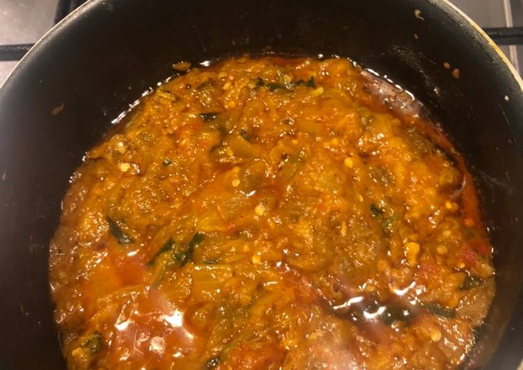 How to Make HOT Baingan Bhartha (mashed aubergine curry)