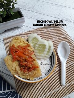 Foto resep Rice bowl telur dadar crispy geprek
