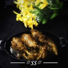 A picture of Chicken Bhuna Masala.