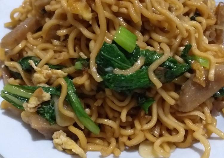 Bagaimana Menyiapkan Mie goreng ala hotel🤭, Bikin Ngiler