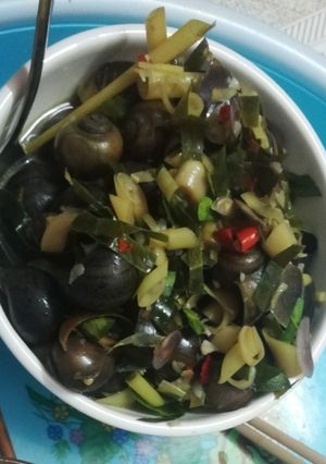 Hình của món Ốc bưu xào sả ớt.