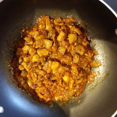 A picture of Mushroom Bhaji.