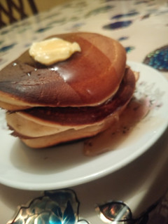 Una foto de Hot cakes japonés