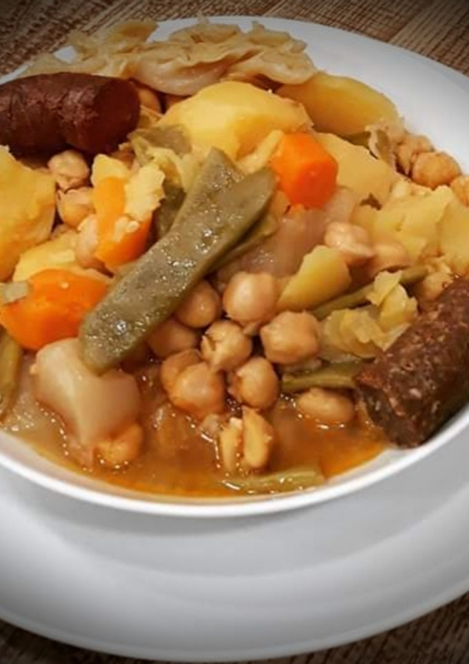 Una foto de Cocido