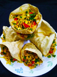 A picture of Papad Corn Chaat.