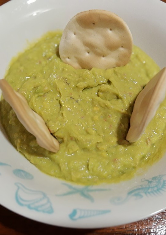 Una foto de Guacamole con yogurt griego