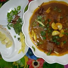 A picture of Chicken nehari.