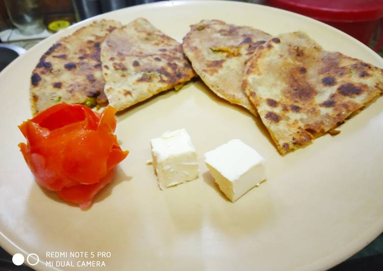 Recipe of Perfect Soya Granuals with Peas Parantha
