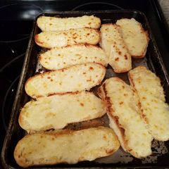 A picture of In a Pinch Garlic Cheesy Bread.