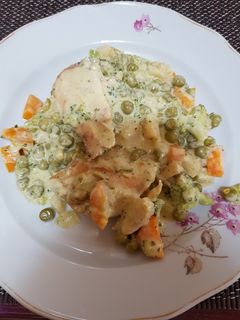 Zöldséges tejszínes csirke recept fotója