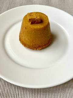 Una foto de Pastisset de torró de xixona