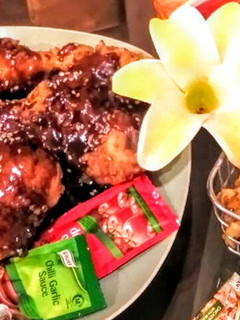A picture of Korean Fried Chicken.