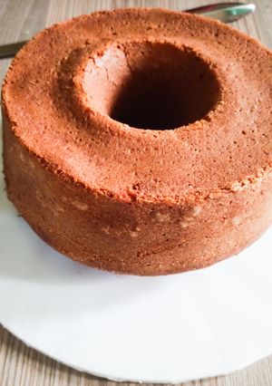 A picture of Simple Vanilla cake.