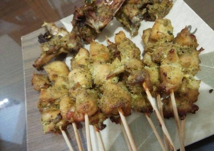 Sate ayam rempah