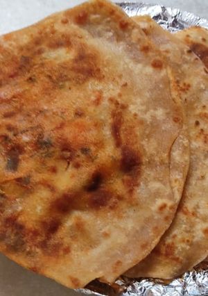 मिर्च रोटी(mirch roti recipe in hindi) रेसिपी मुख्य फोटो