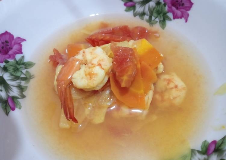 Cara Gampang Membuat Udang Kuah Gurih yang Enak Banget