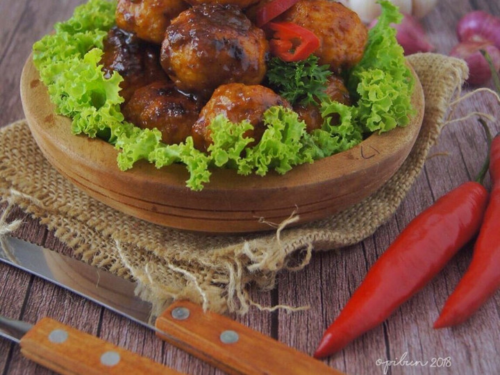 Cara Memasak Bola Daging Ayam Bumbu Rujak Ekonomis