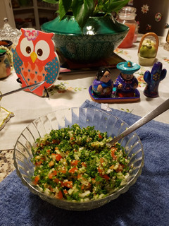 A picture of Tabbouleh.
