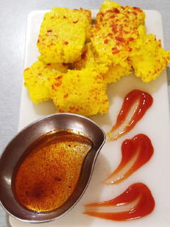 ખટ્ટા ઢોકળા (Khatta Dhokla Recipe In Gujarati) રેસીપી મુખ્ય ફોટો