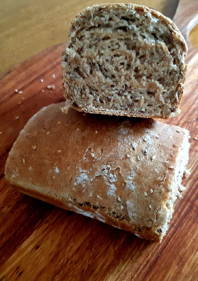 Una foto de Pan de harina integral con semillas 🇺🇾