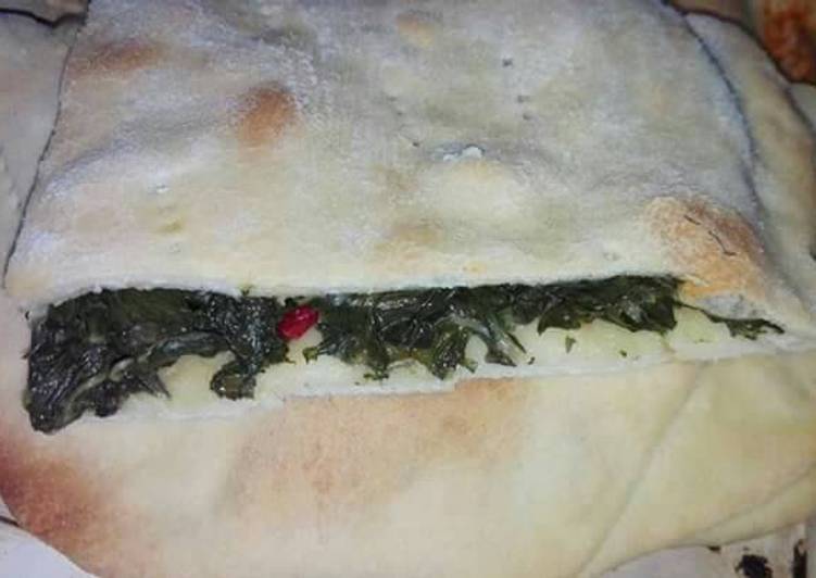 Pizza ripiena di rape