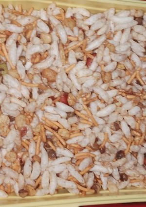 मुरमुरे चाट (Murmure chaat recipe in hindi) रेसिपी मुख्य फोटो