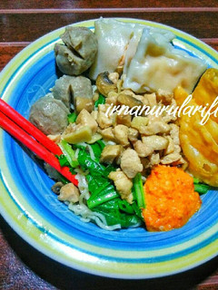 Foto resep Mie Ayam Super Komplit (Bakso, Pangsit Rebus, Pangsit Goreng, Ja