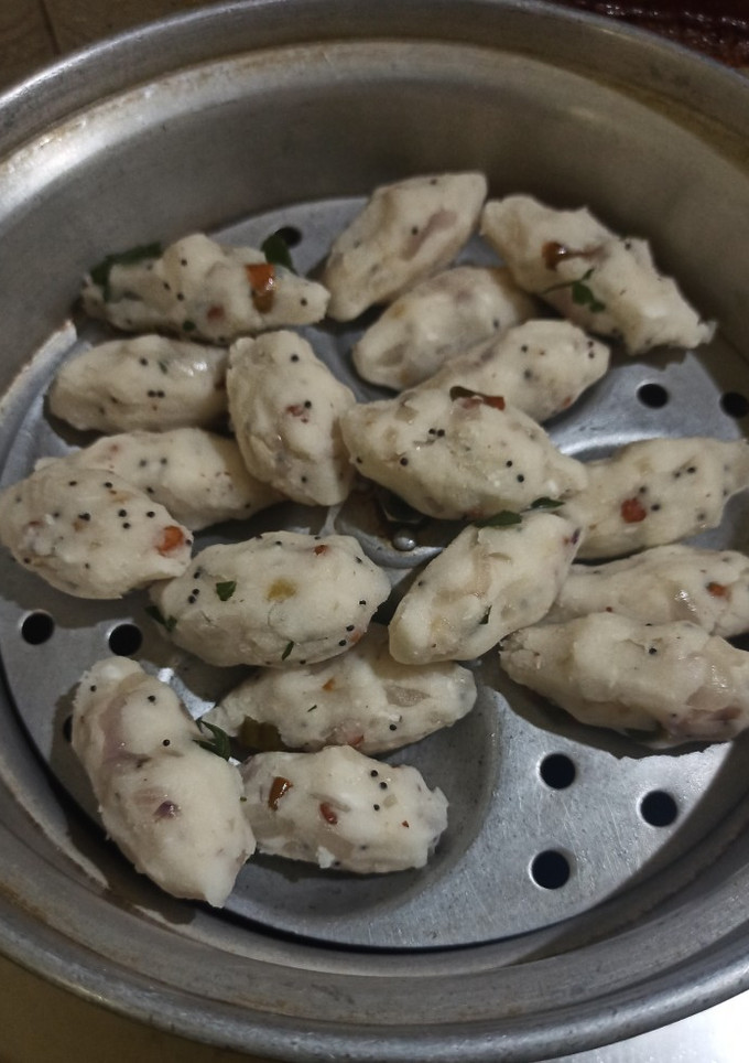 கார பிடி கொழுக்கட்டை (Kaara pidi kolukattai recipe in tamil) செய்முறை முக்கிய புகைப்படம்