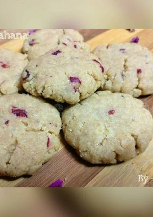 A picture of Whole wheat Rose Cookies.
