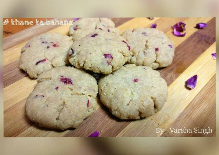 Whole wheat Rose Cookies