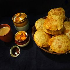 Ajwain wali Poori A picture of Ajwain wali Poori.
