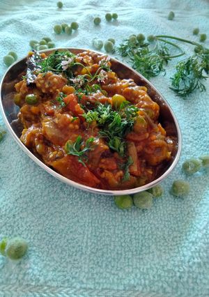 A picture of Baingan ka bharta.