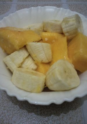 A picture of Fruit salad.