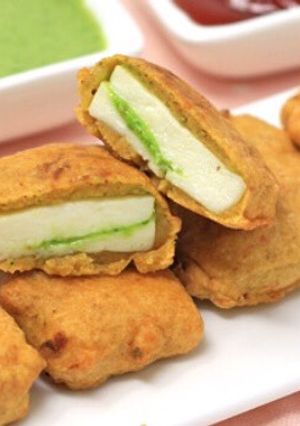 A picture of Paneer Pakora.