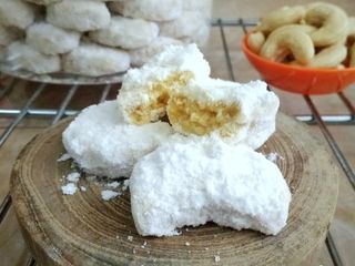 Putri Salju Kacang Mede
