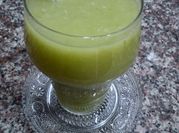 Une photo de jus blender