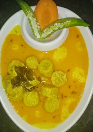 बेसन के गट्टे (Besan ke gatte recipe in Hindi) रेसिपी मुख्य फोटो