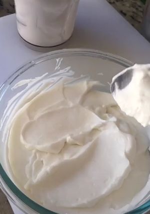 A picture of Yummy homade mayonnaise without egg iftar special.