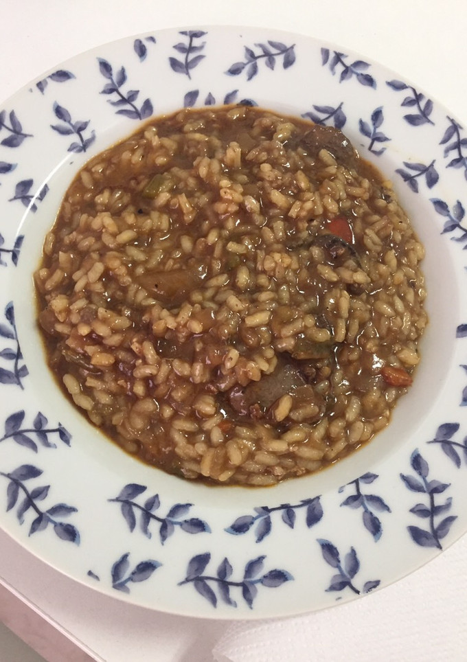 Una foto de Arroz con higadito de pollo!!