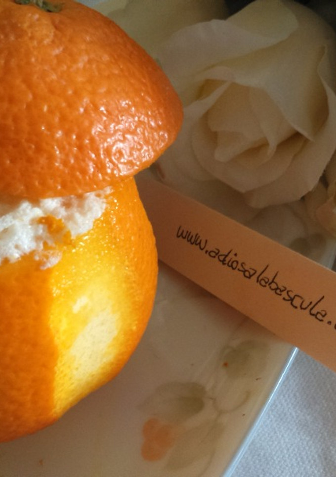 Una foto de Crema de naranja helada