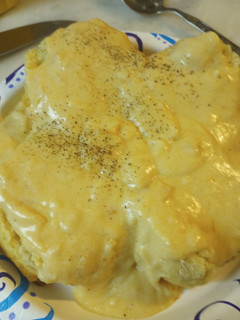 A picture of Butter and Onion Gravy for Biscuits or whatever you want.