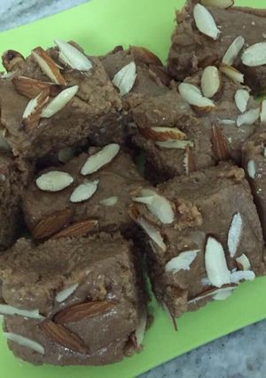 A picture of Chocolate Milk powder Burfi.