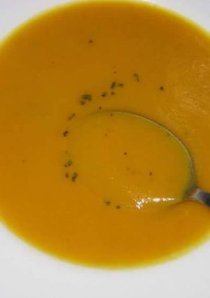 A picture of Butternut soup.