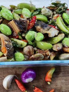 Foto resep Oseng Ikan Gabus Asin plus Pete