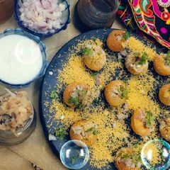 A picture of Dahi Gupchup.
